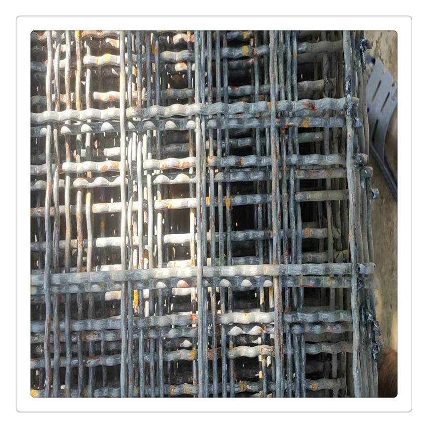 新疆鋼筋編織焊接網片軋花編織焊接網圖片4